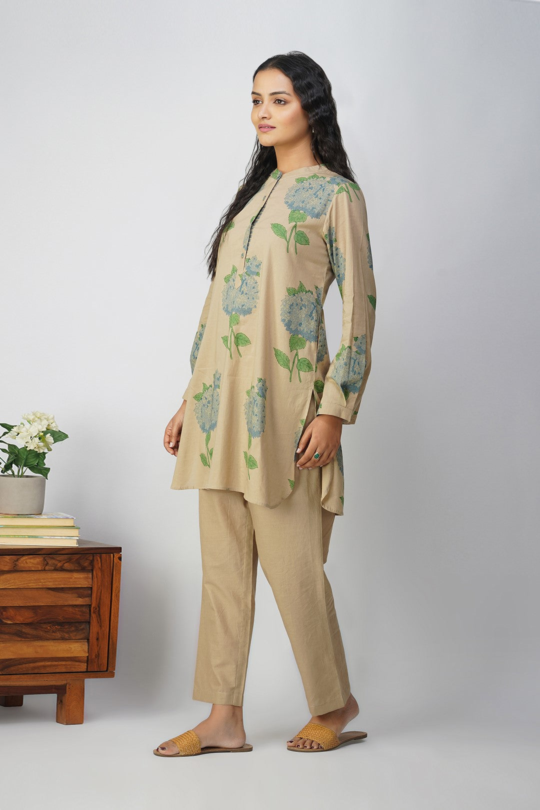 Blue Hydrangea Tunic With Plain Pants