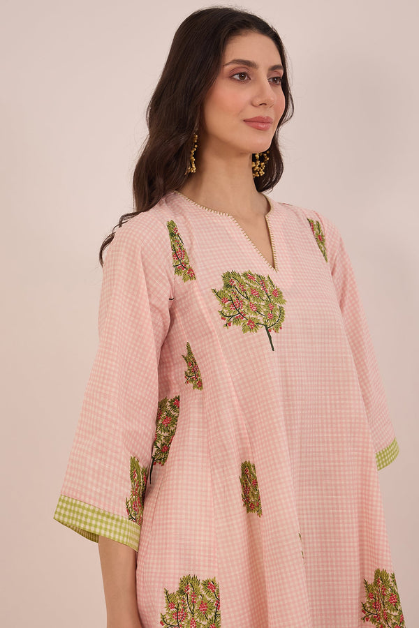 COTTON CHECK APPLE TREE V-NECK TOP - PINK