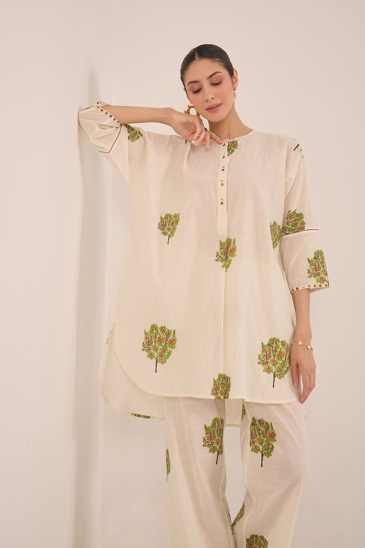 COTTON APPLE TREE KIMONO - IVORY