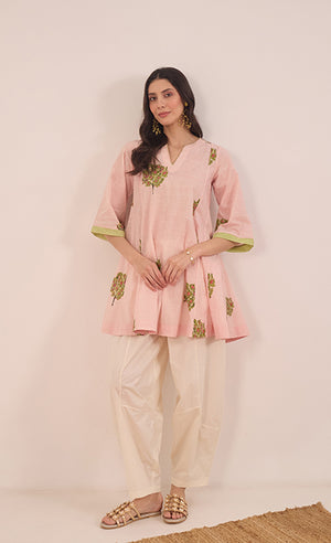 COTTON CHECK APPLE TREE V-NECK TOP WITH BOAT PANTS COORD SET - PINK